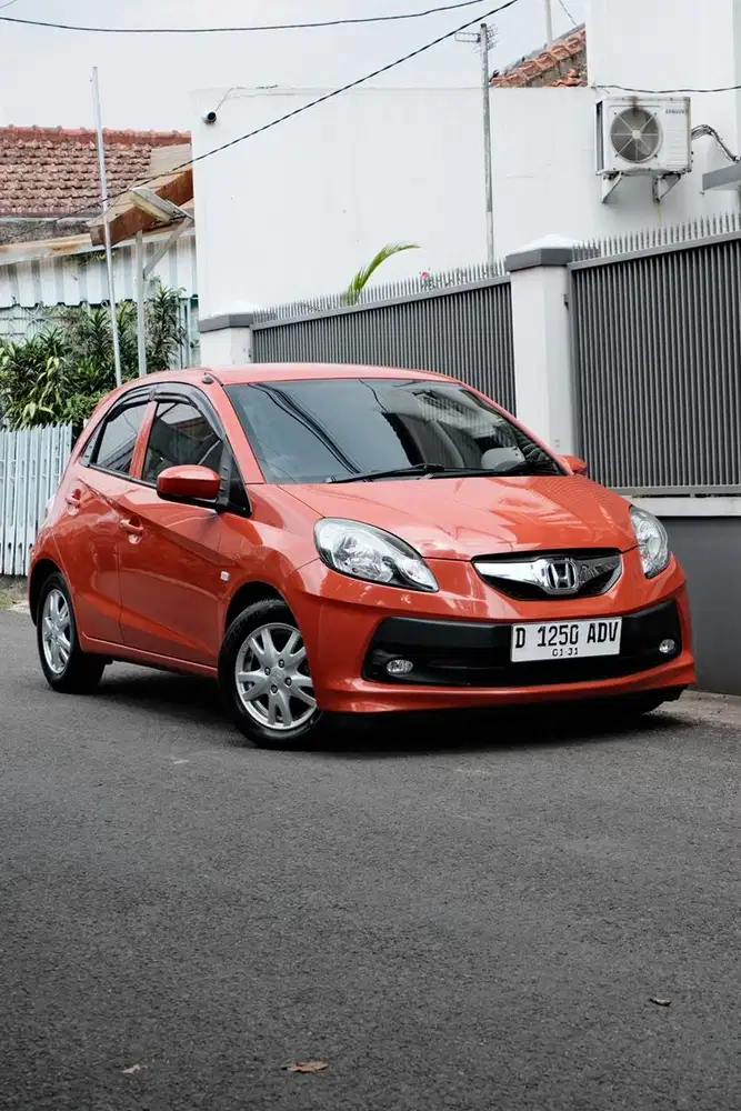 LOW KM // HONDA BRIO E 1.2L MT 2015