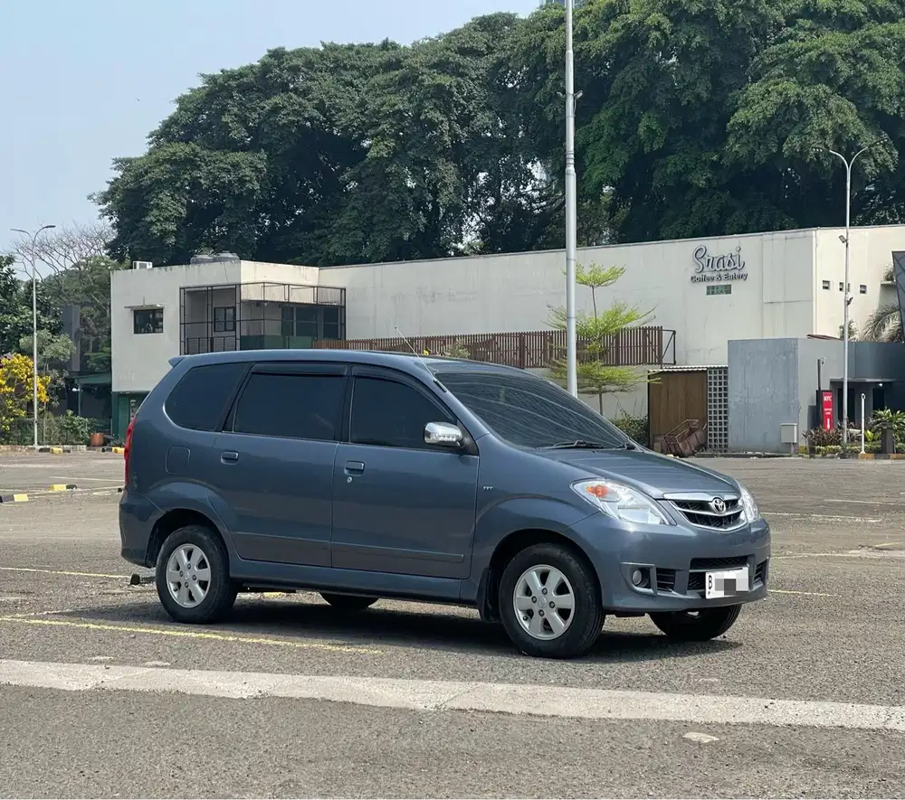 TERAWAT!! TOYOTA AVANZA G 1.3 MT MANUAL 2010 ABU