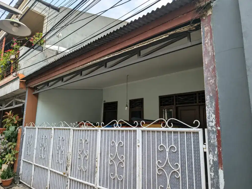 Rumah Minimalis Modern di Malakasari Klender Jakarta Timur