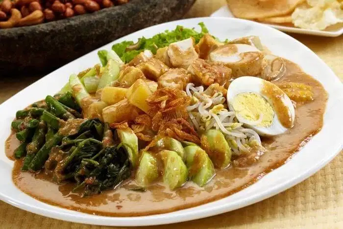 DICARI KARYAWAN UNTUK DI WARUNG GADO GADO