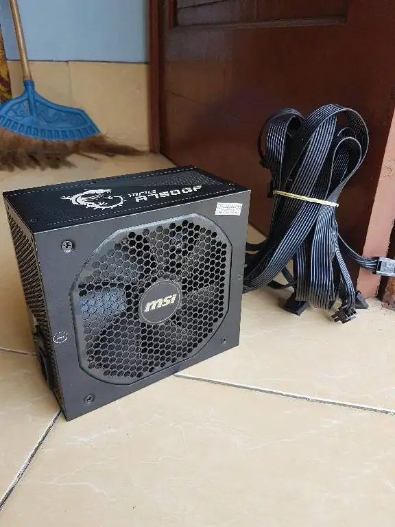PSU MSI MAG A750GF 750w 80+ Gold Full Modular 8 pin vga