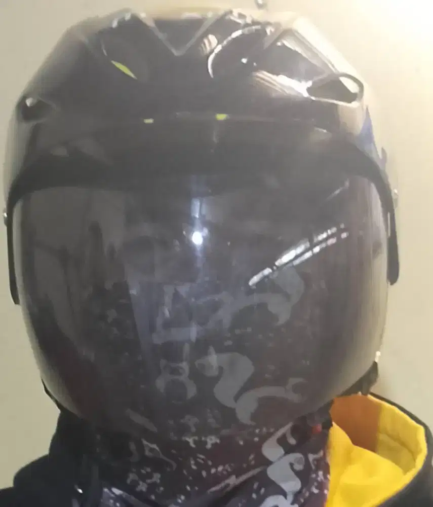 Dijual helm milik sendiri