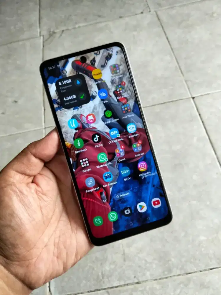 Oppo A5 2025 Nfc (8+8/128)