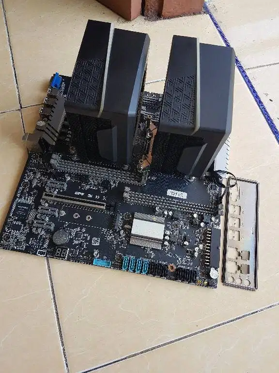 Sepaket Intel Xeon Dual E5-2697 v3 Motherboard Jingsha X99 Dual Cooler