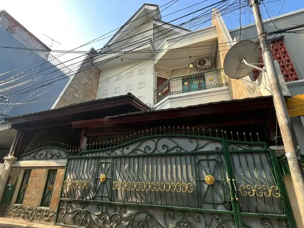 Mencari rumah sewa di Tebet  Barat dekat dengan pusat kuliner dan bisnis