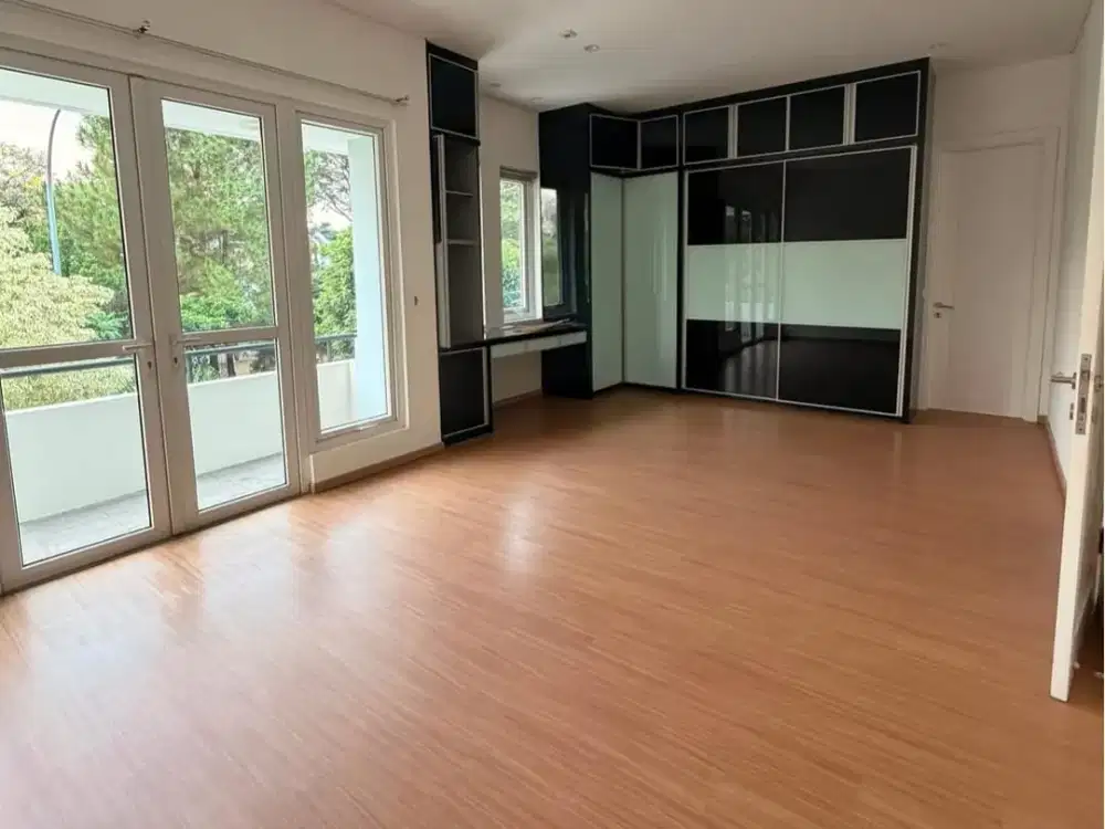 Dijual Rumah Bagus Hadap Timur di BSD The Green Cluster Blossom Ville