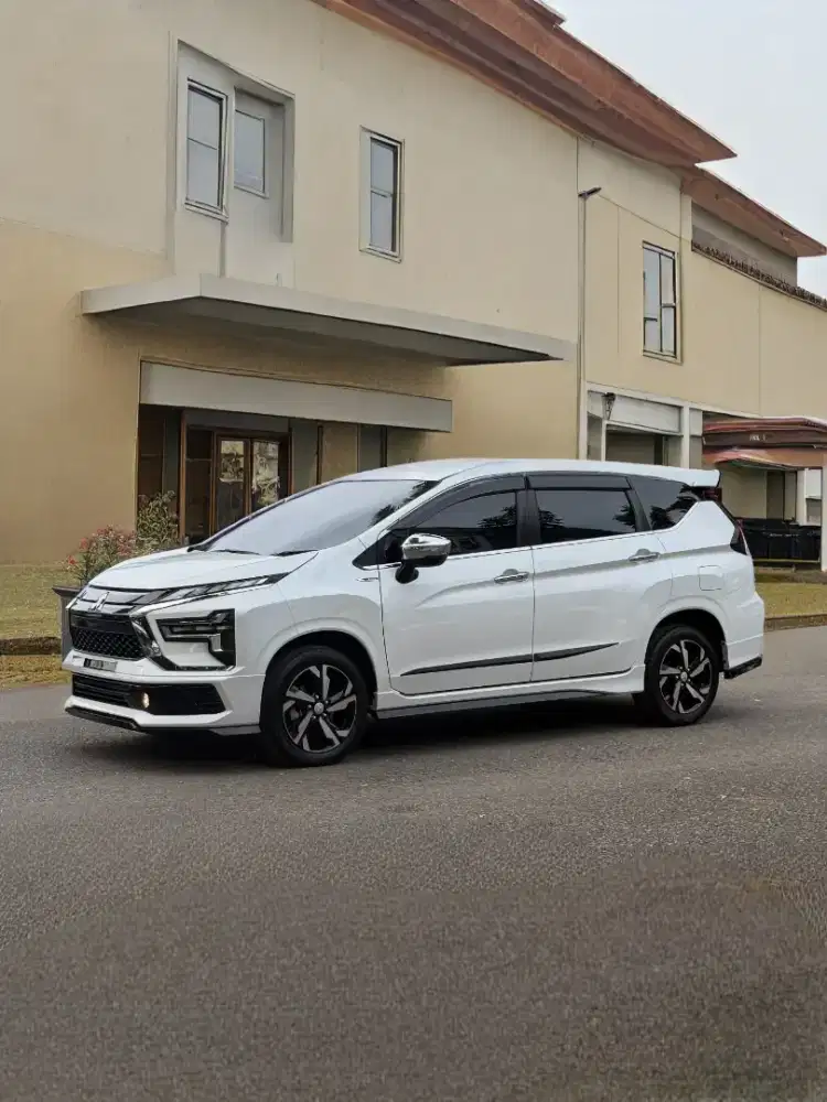 Xpander Ultimate Limited 2022 AB tangan 1