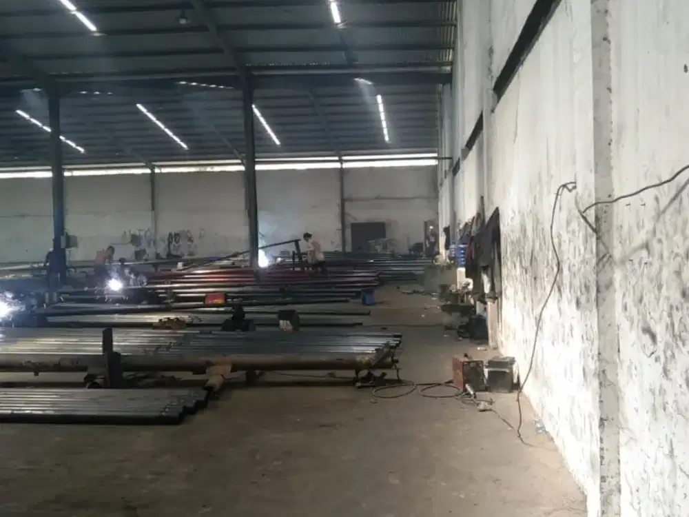 TERMURAH DIJUAL GUDANG SIAP PAKAI LOKASI DI JALAN RUMAH SAKIT GEDE BAGE DEKAT JL SOEKARNO HATTA BANDUNG