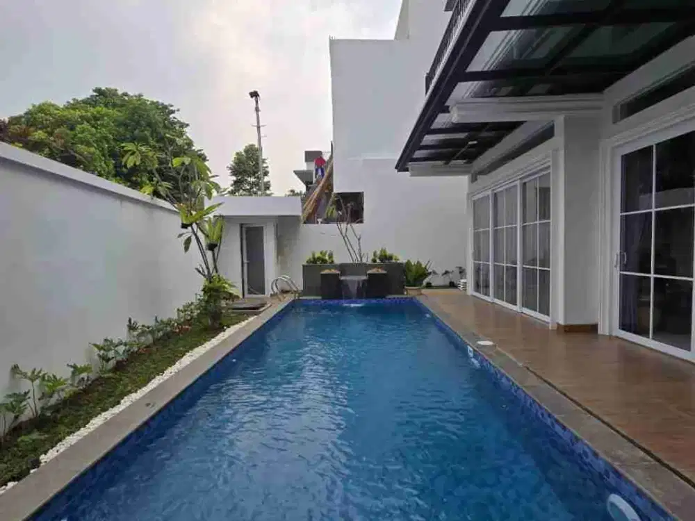 Pondok Indah American Classic House Dalam Komplek Keamanan 24 Jam