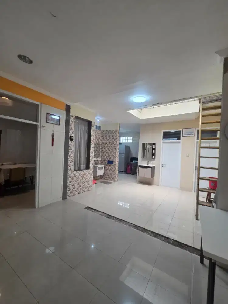 Rumah Muara Timur Istana Muara Bandung