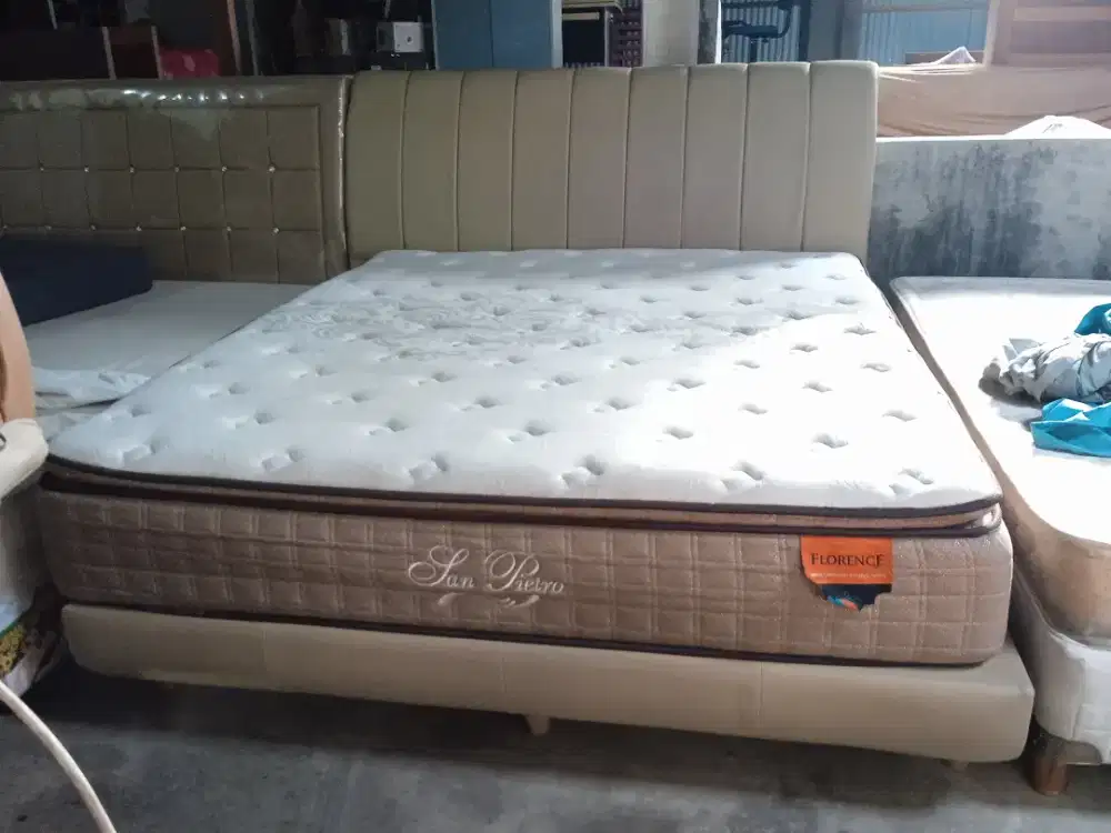 DIJUAL SPRINGBED FLORANCE TYPE SAN PIETRO 6 KAKI FULL SET BEKAS 90%