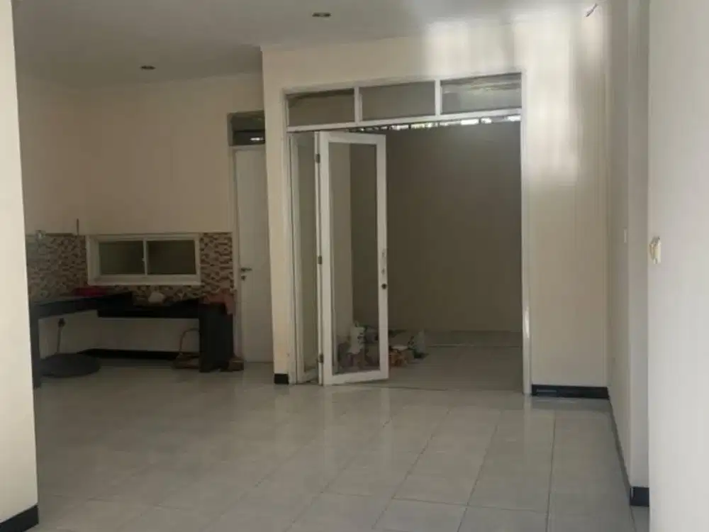 Dijual Rumah Siap Huni Strategis Di Taman Kopo Indah, TKI, Margaasih dekat ke Sekolah Bina Bakti