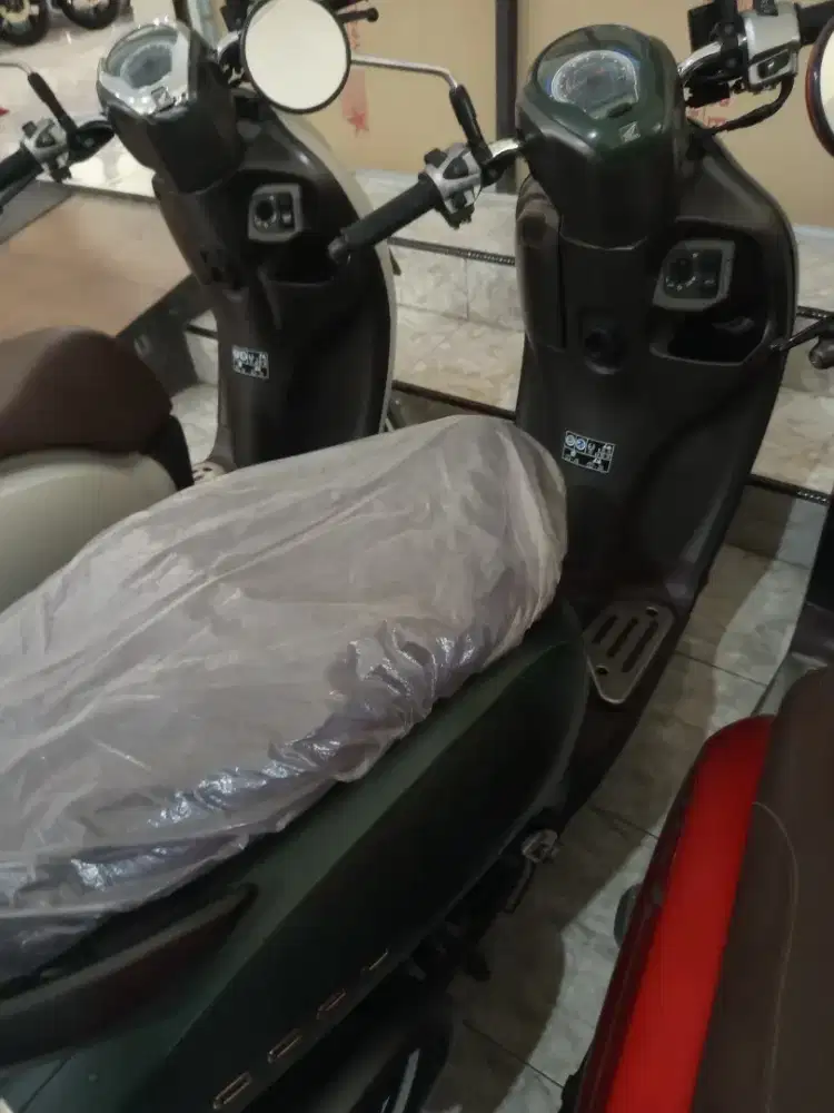 Di jual scoopy prestige 2023