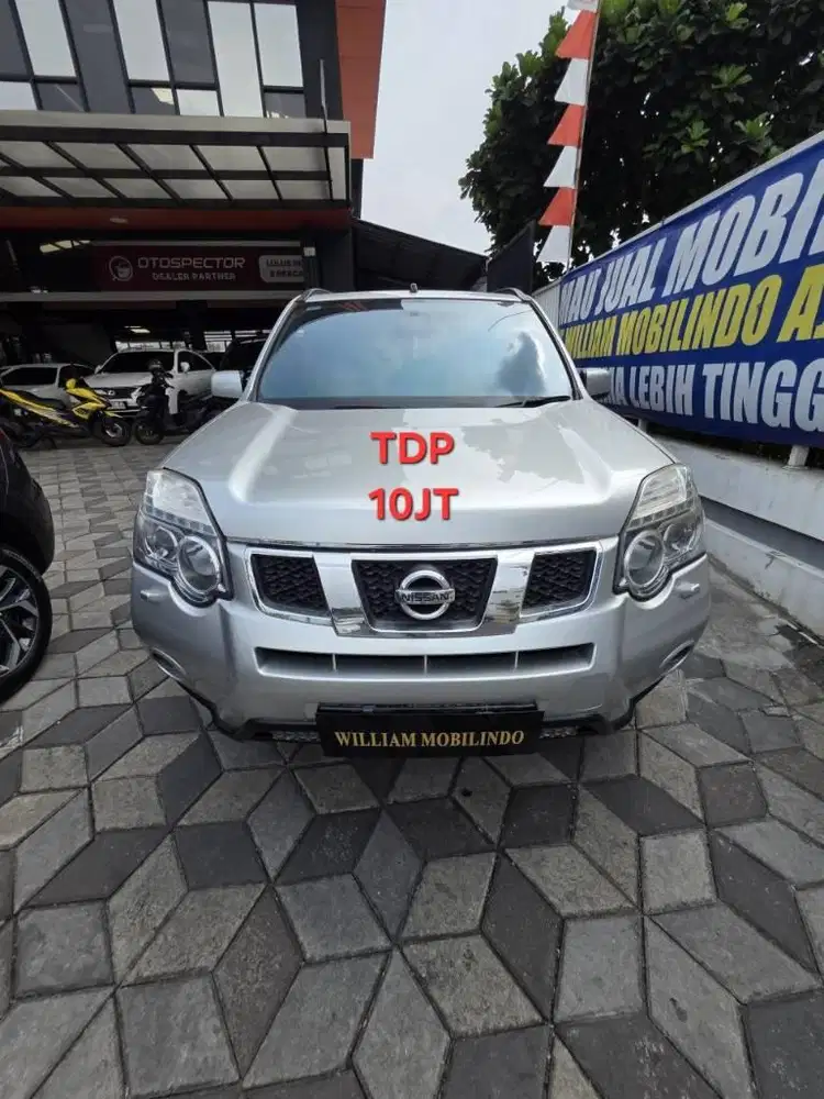 Nissan Xtrail 2.0 Matic Tahun 2012 Kondisi Mulus Terawat Istimewa