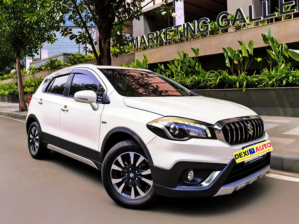 (KM40000)SUZUKI S CROSS 2019/2020 SX4 AT  ISTIMEWA KM RENDAH