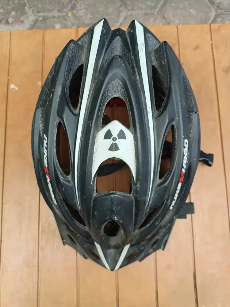 Dijual helm sepeda