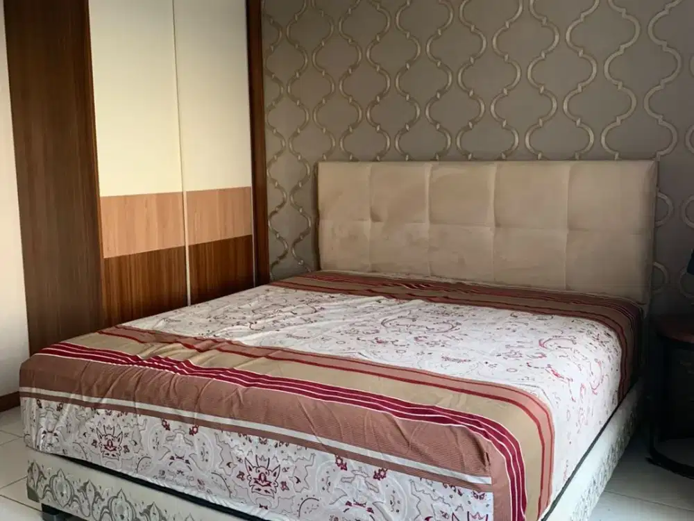 SEWA apartemen Berkeley, Studio, Fursnish, Universitas Ciputra, Surabaya Barat