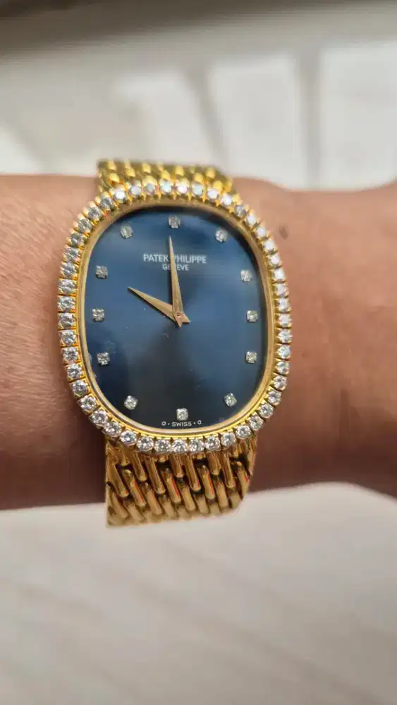 Patek philips Ellipse D'or yellow with diamond