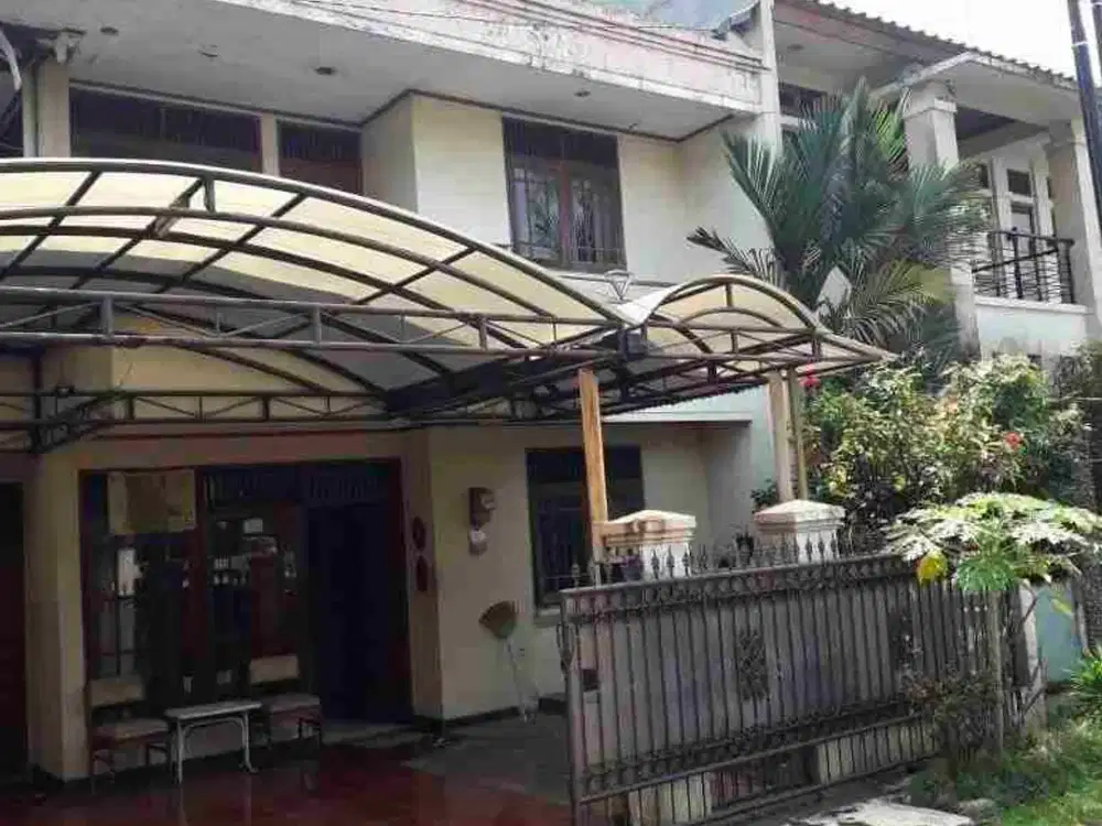 DIJUAL RUMAH DI KOMPLEK PRATISTA ANTAPANI