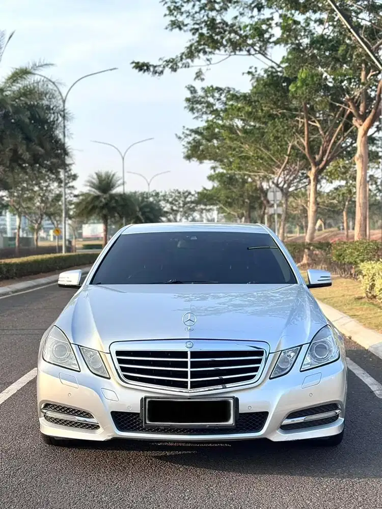 ISTIMEWAAA! Mercedes Benz E250 1.8 Avantgarde A/T 2012