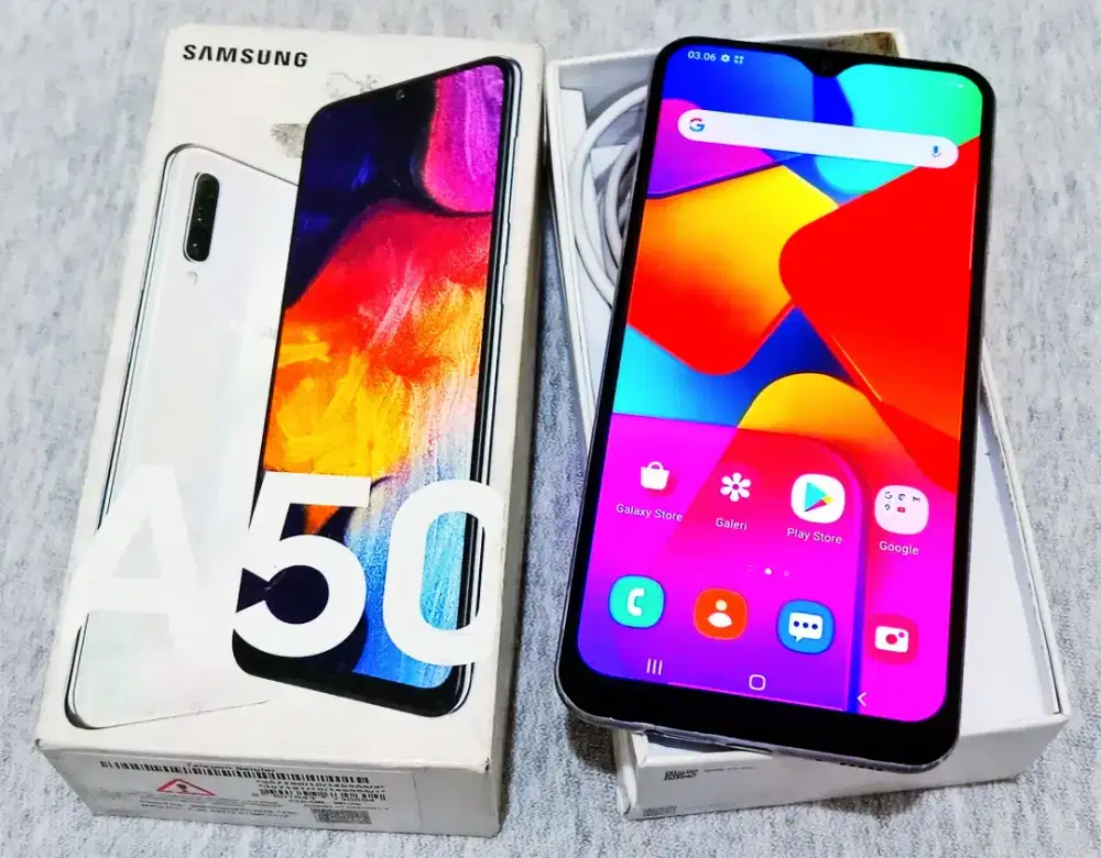 SAMSUNG A50 6GB/128GB LENGKAP ORI