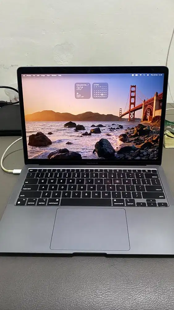Macbook M1 2020 LIKE NEW