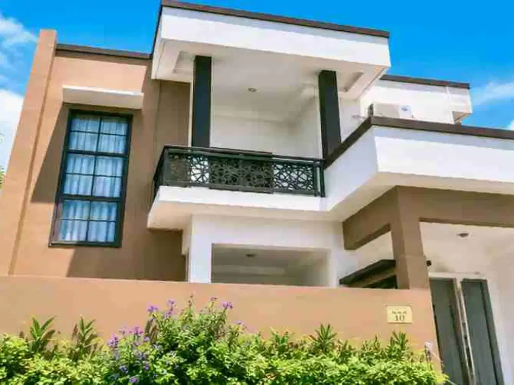 RUMAH FULL FURNISHED DI MUMBUL BALI, 2 LANTAI – DIJUAL 2,3 M / DISEWA 190 JT