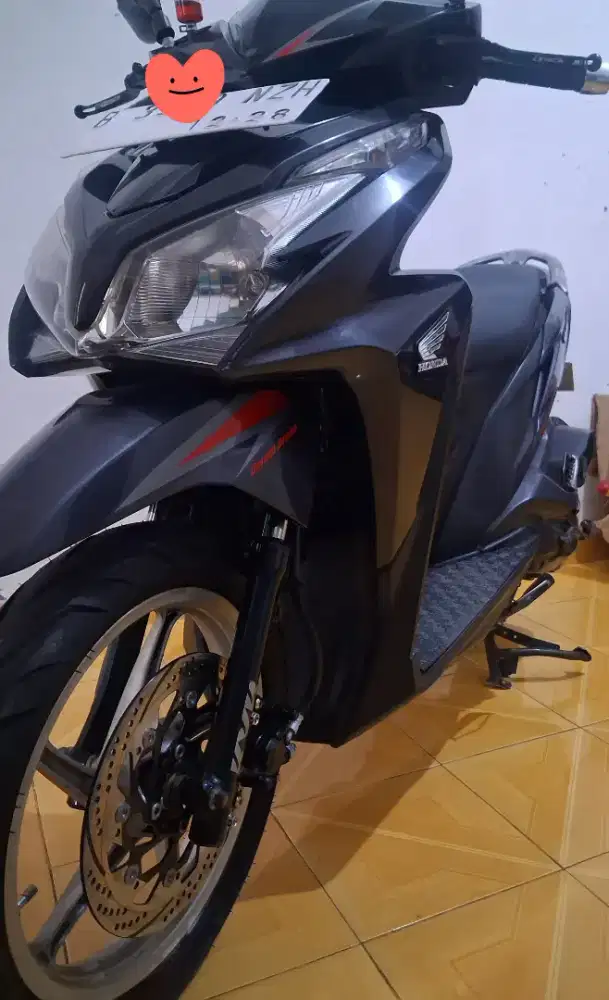 Vario KZR 2013 hitam