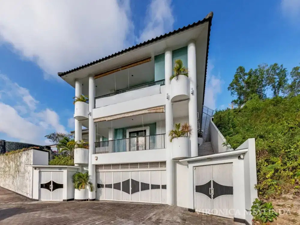 VILLA LUXURY CLIFFSIDE FOR SALE – BALI.