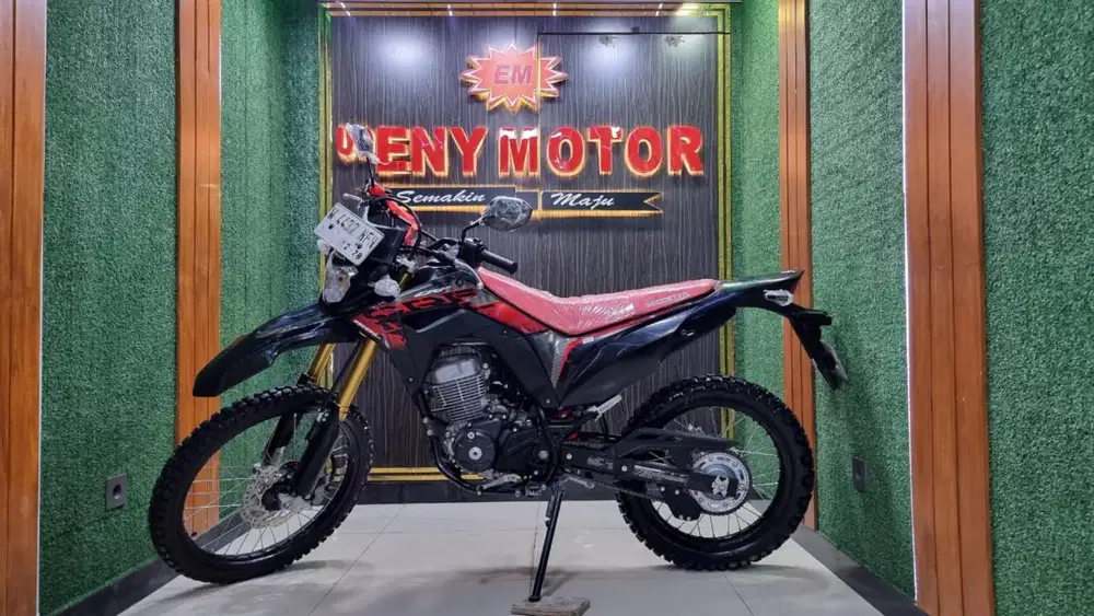 ENY MOTOR - SIAP PAKAI! HONDA CRF 150L 2023 - HITAM! KM 11RB REAL