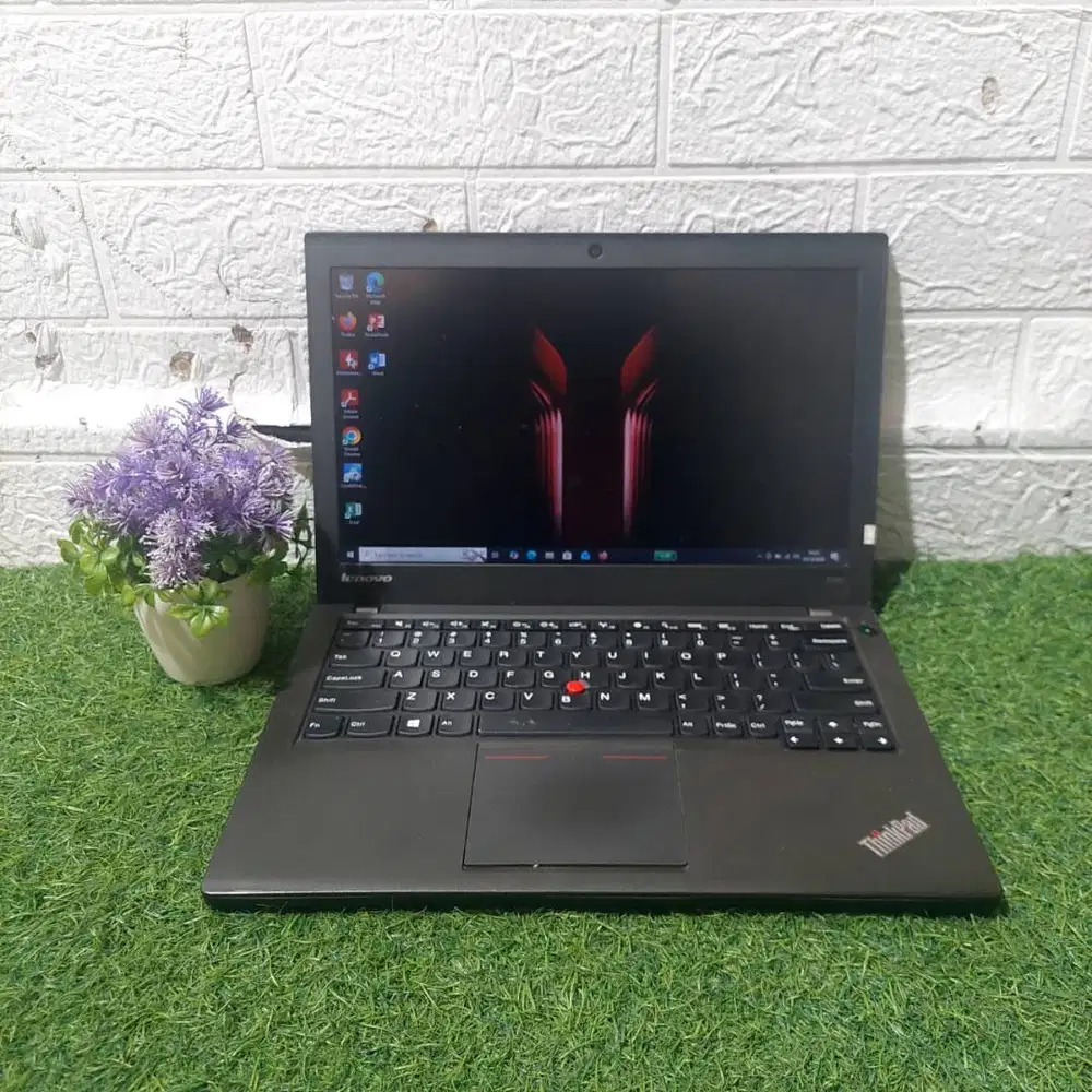 LENOVO THINKPAD X240 INTEL CORE i5-4210U RAM 8GB SSD 256GB