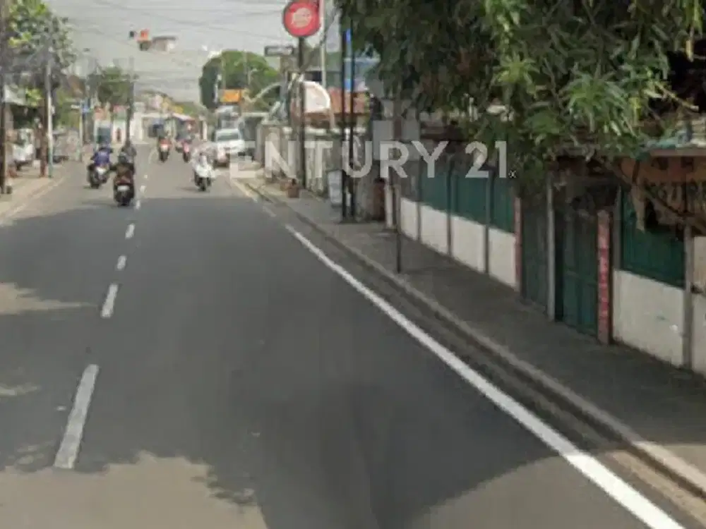 Rumah Tua Hitung Tanah, Utan Kayu Raya Lt. 490 M²