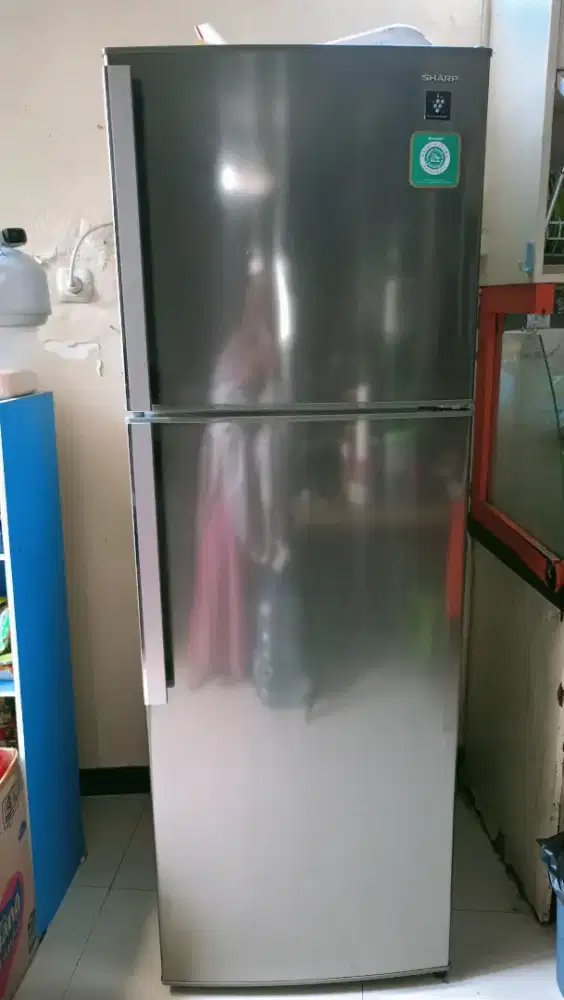 DIJUAL KULKAS SHARP 2 PINTU INVERTER – SJ-450GP
