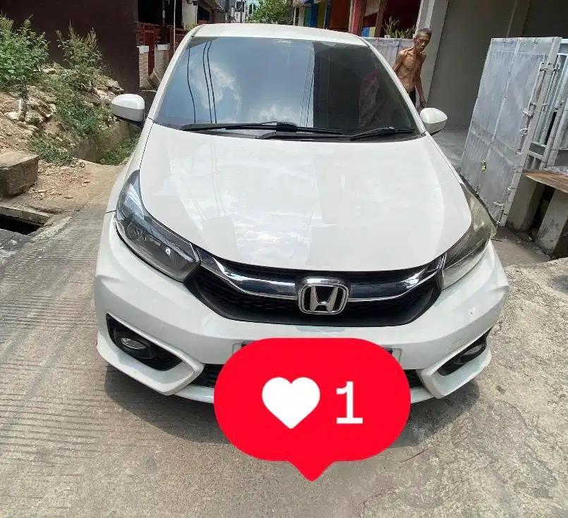 Dijual Brio Satya ECVT KM rendah 15000 km an