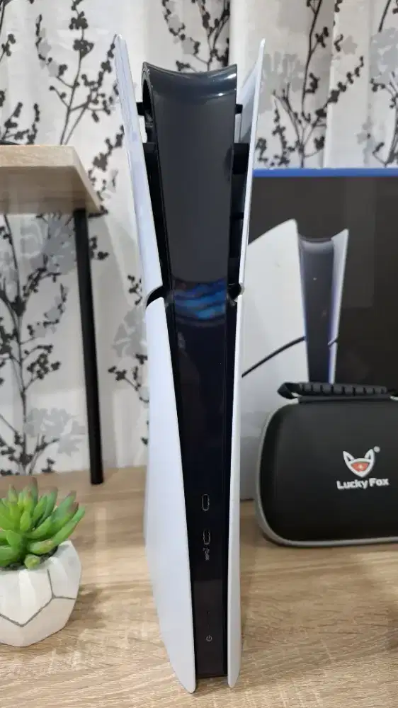 PS5 / PS 5 / PLAYSTATION 5