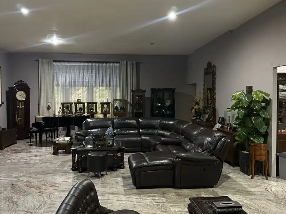 DIJUAL RUMAH MEWAH SIAP HUNI & STRATEGIS DI JL. ADHYAKSA RAYA, LEBAK BULUS
