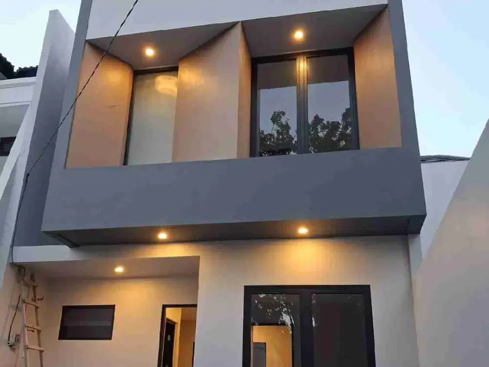 Jual Rumah Baru Row 3 Mobil  manyar jaya