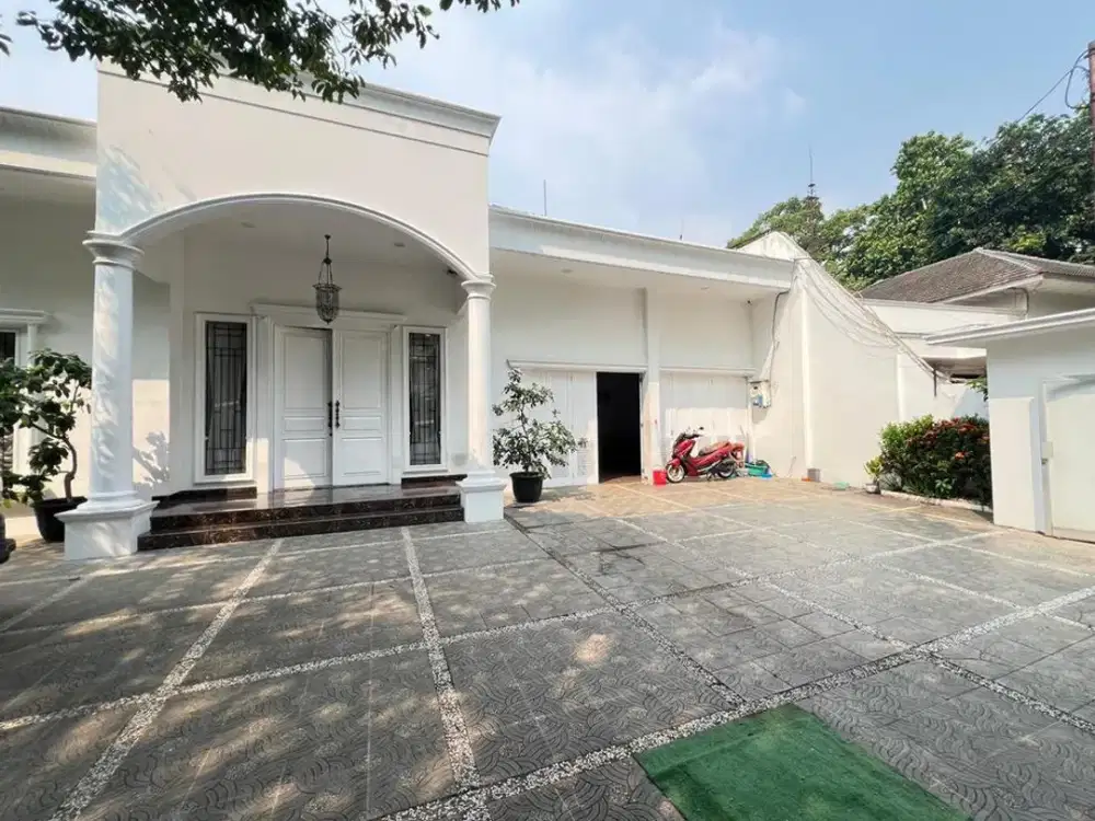 LXMMT 0204 Disewakan / For Rent Rumah Mewah Furnished Siap Huni Area Menteng jakarta Pusat