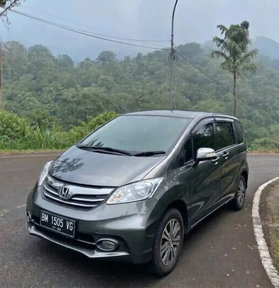 HONDA FREED SD 1.5  MATIC 2015