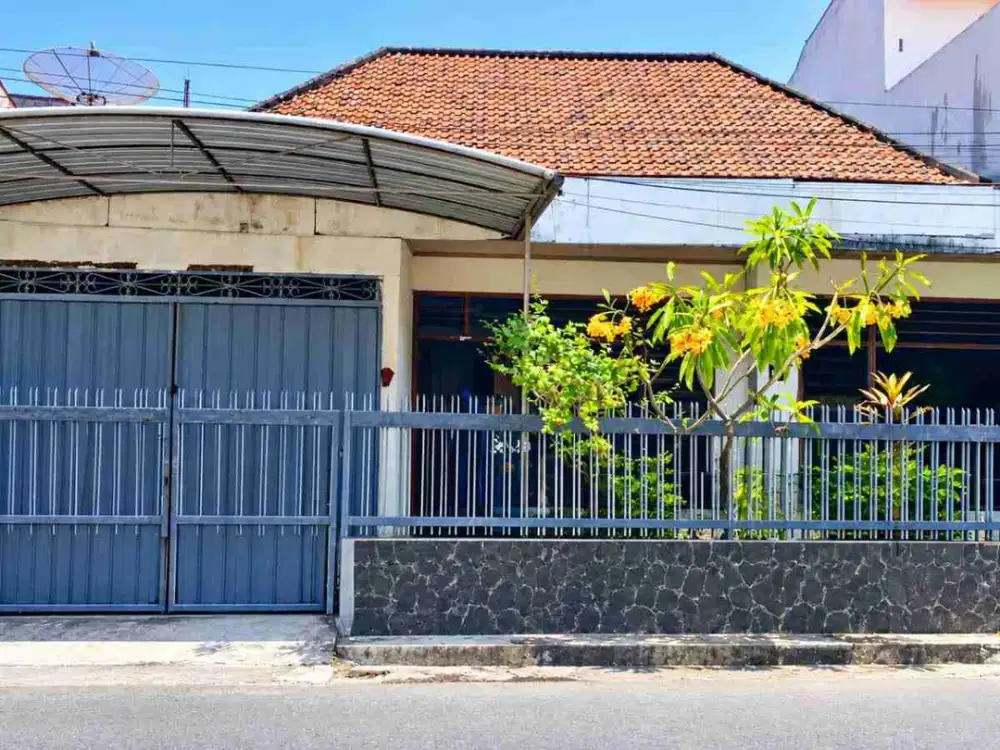 Dijual Rumah di Genteng Muhamadiyah sby