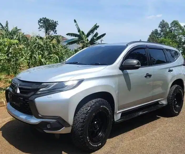 mitsubishi pajero sport (2017)