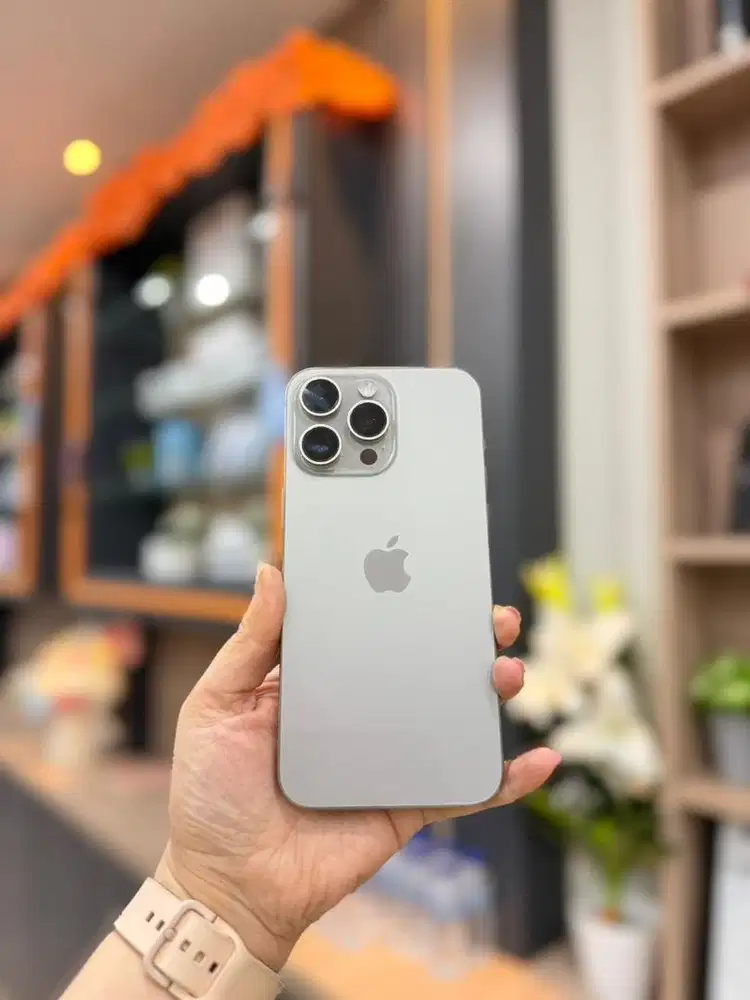 IPHONE 15 PROMAX 256GB SECOND RESMI INDO BERGARANSI