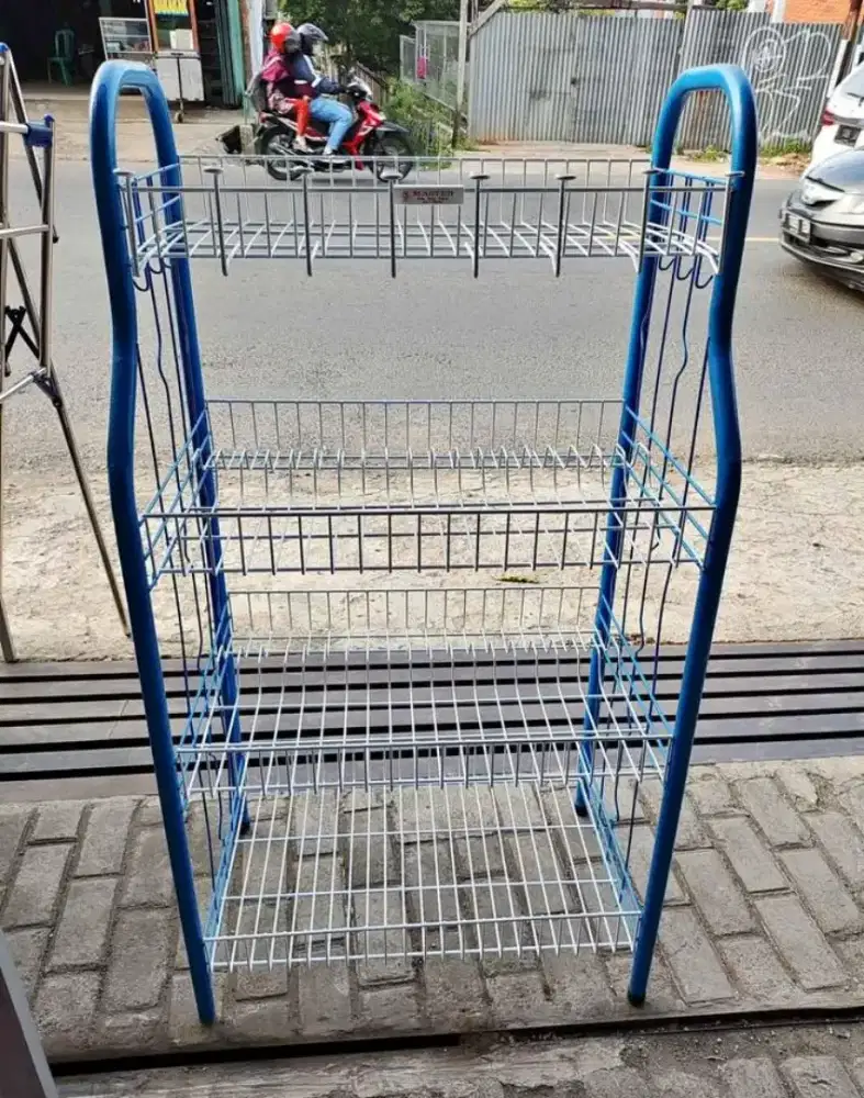 Rak piring kawat
