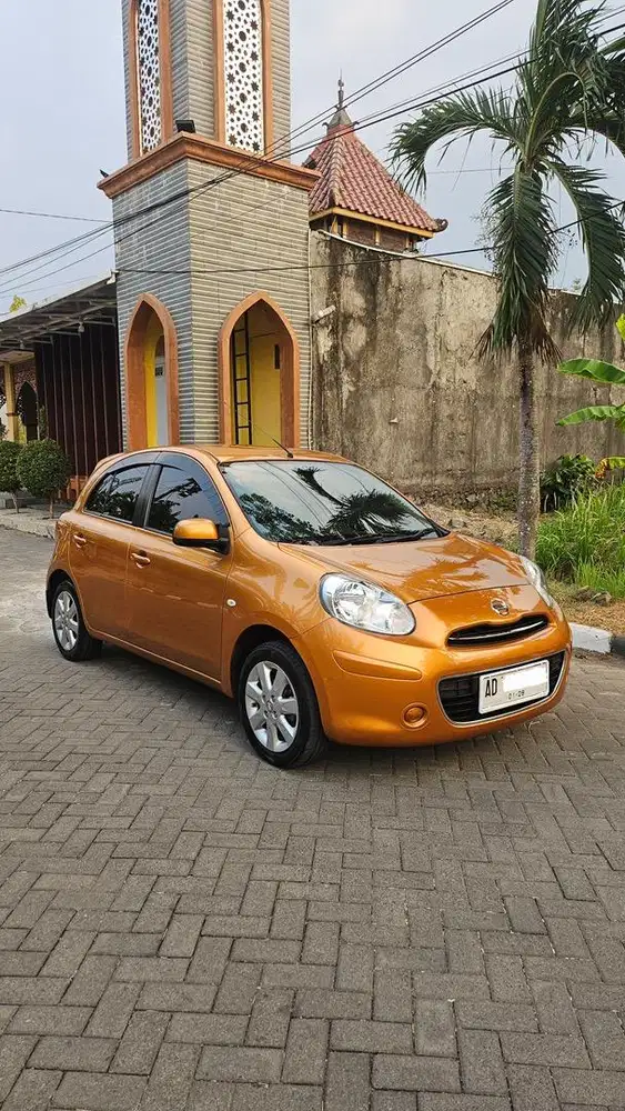 Nissan March 1.2 L Matic 2012 Low KM Like New