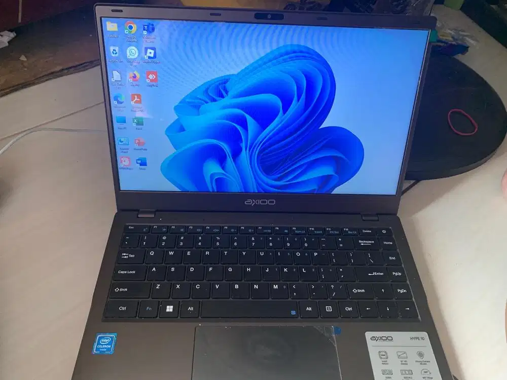 Jual laptop axio