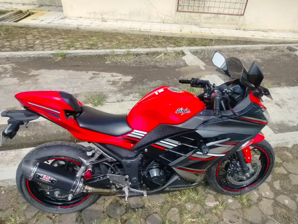 Kawasaki ninja efi ABS tahun 2017