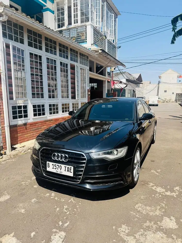 Audi A6 2014 E300 BMW