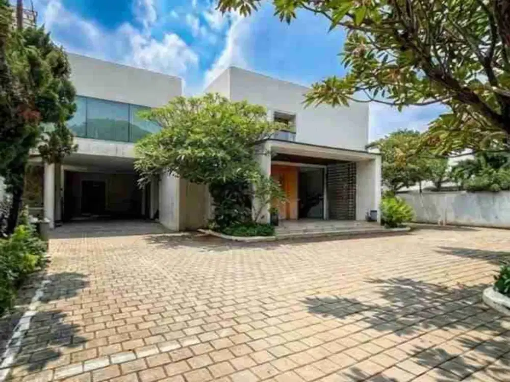Jual Gedung Lux Raya Jagakarsa