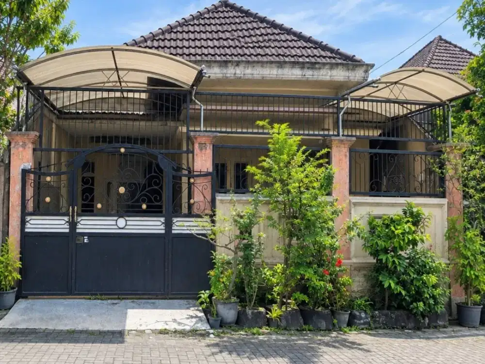 Dijual rumah karang asem