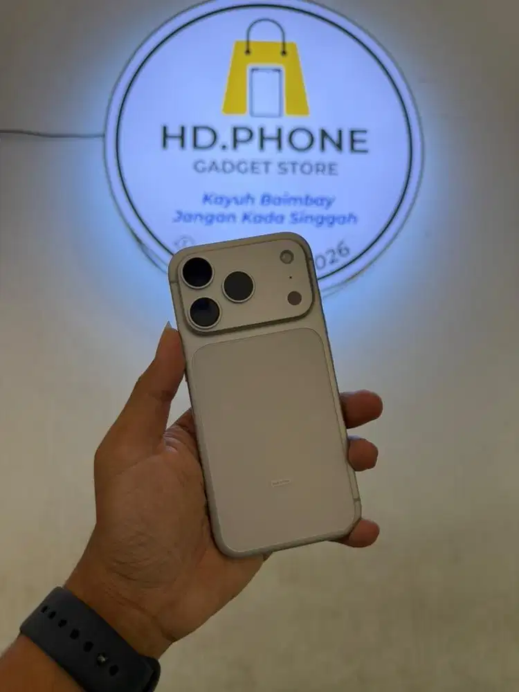 iPhone 17 Pro 256Gb Silver Garansi resmi iBox Kaya Baru